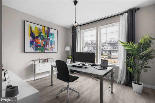 154 NEVERMORE DR, Winchester, VA 22602