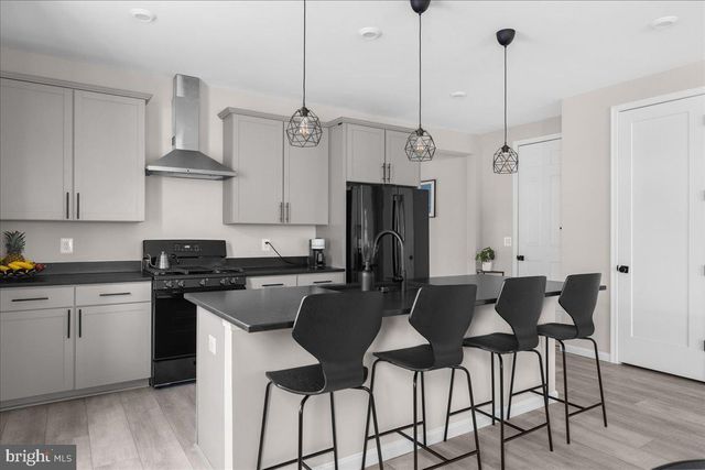 154 NEVERMORE DR, Winchester, VA 22602