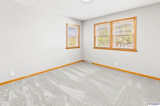 6548 N 34 Street, Omaha, NE 68112