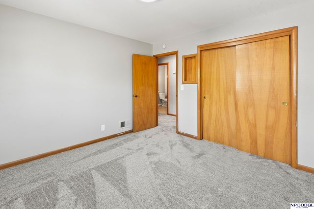 6548 N 34 Street, Omaha, NE 68112