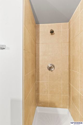 6548 N 34 Street, Omaha, NE 68112