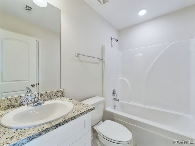 239 Brownstone Loop, Elmore, AL 36022