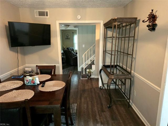 399 Deputy Ln Unit F, Newport News, VA 23608