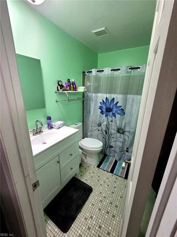 399 Deputy Ln Unit F, Newport News, VA 23608