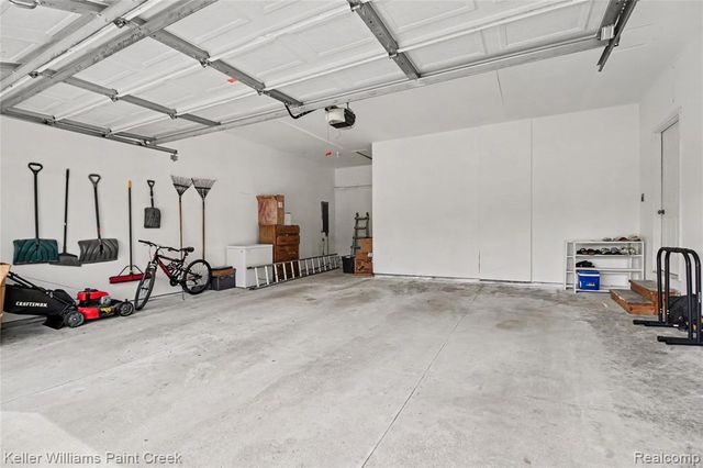 3281 Troy Drive, Troy, MI 48083