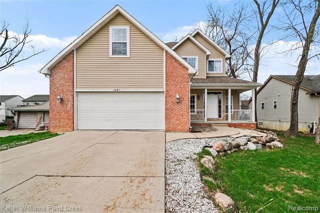 3281 Troy Drive, Troy, MI 48083