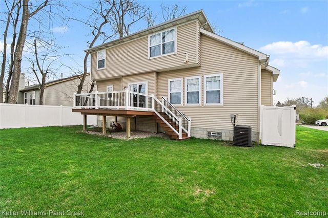 3281 Troy Drive, Troy, MI 48083