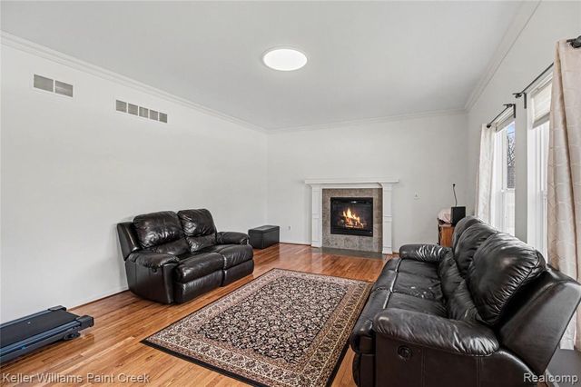 3281 Troy Drive, Troy, MI 48083