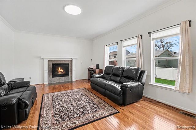 3281 Troy Drive, Troy, MI 48083