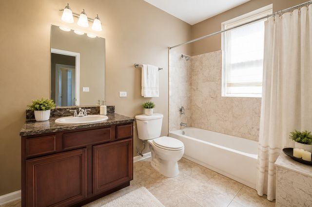 4731 S Ingleside Avenue A3, Chicago, IL 60615
