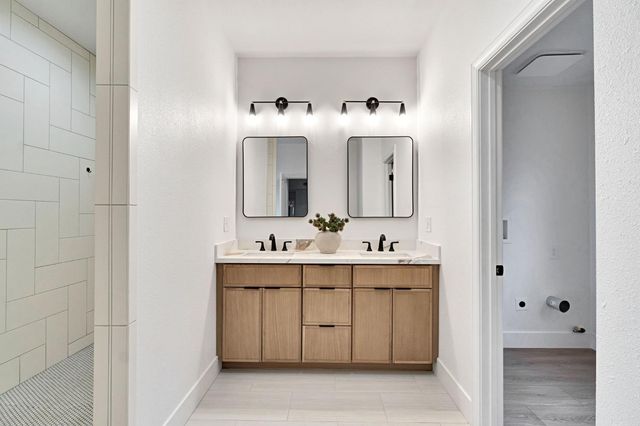 512 E Kelso Avenue, Fresno, CA 93720