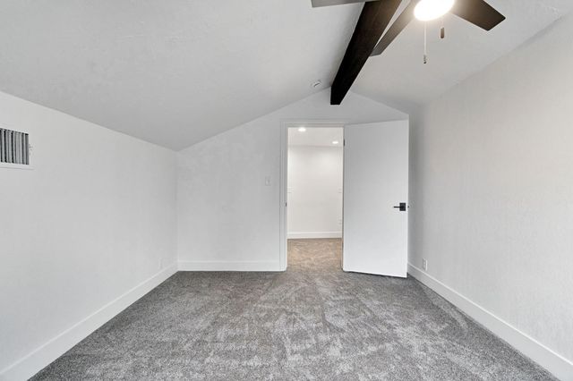 512 E Kelso Avenue, Fresno, CA 93720