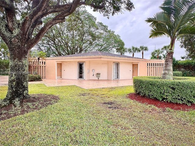 1100 Saint Charles Place 411, Pembroke Pines, FL 33026