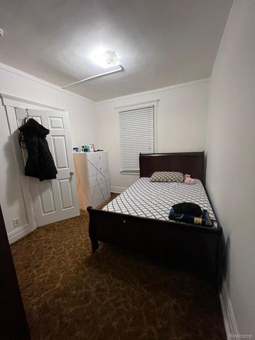 11357 Moran street, Wayne, MI 48212