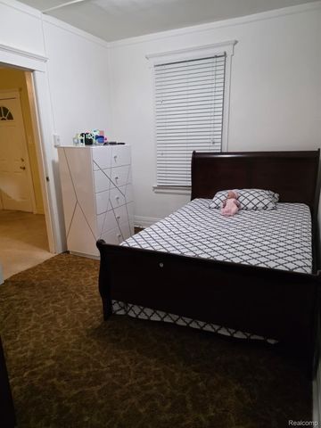 11357 Moran street, Wayne, MI 48212