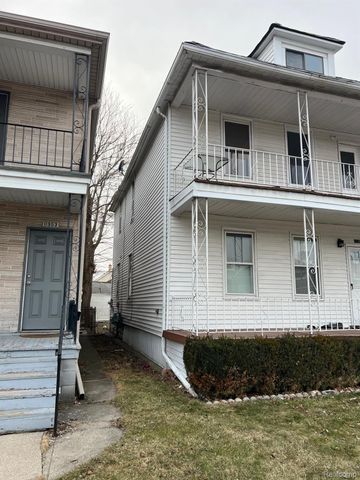 11357 Moran street, Wayne, MI 48212