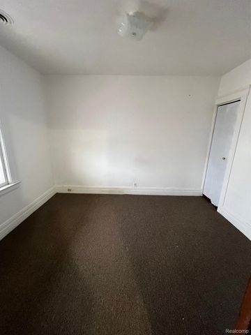 11357 Moran street, Wayne, MI 48212