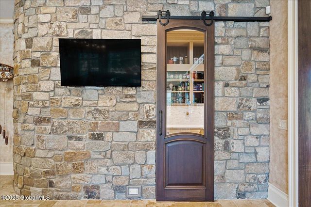 65 Brown Road, Saratoga, NY 12170