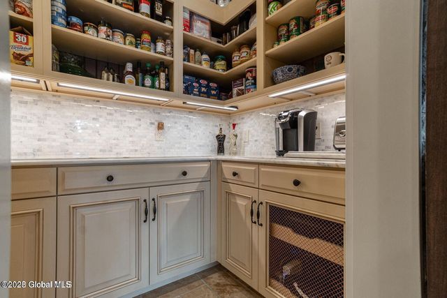 65 Brown Road, Saratoga, NY 12170