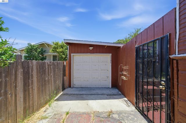 5129 Ygnacio Ave, Oakland, CA 94601