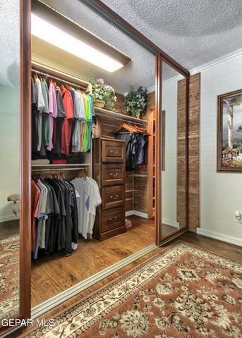 1933 GUS MORAN Street, El Paso, TX 79936