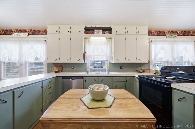 4719 W Okmulgee Street, Muskogee, OK 74401