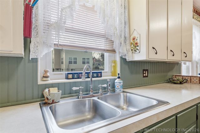 4719 W Okmulgee Street, Muskogee, OK 74401