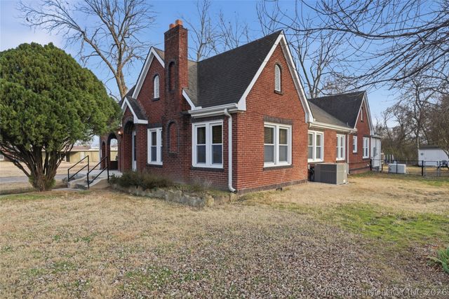 4719 W Okmulgee Street, Muskogee, OK 74401