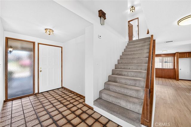 17998 Pebble Beach, Victorville, CA 92395