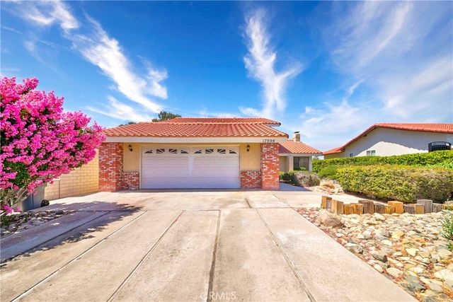 17998 Pebble Beach, Victorville, CA 92395