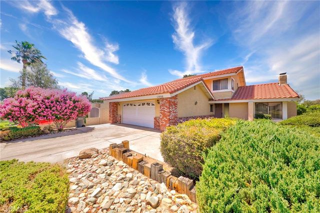 17998 Pebble Beach, Victorville, CA 92395