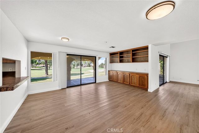 17998 Pebble Beach, Victorville, CA 92395