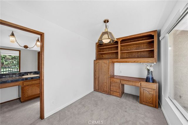 17998 Pebble Beach, Victorville, CA 92395
