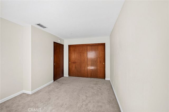 17998 Pebble Beach, Victorville, CA 92395