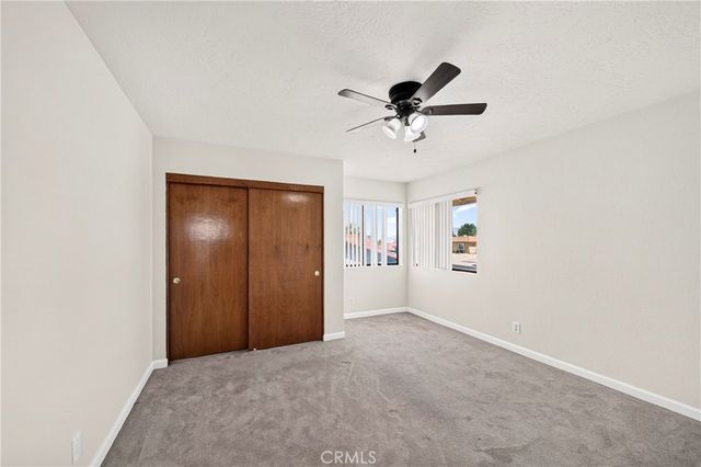 17998 Pebble Beach, Victorville, CA 92395