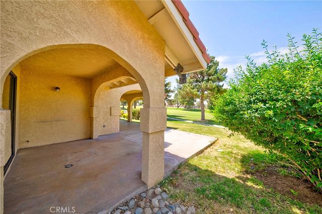 17998 Pebble Beach, Victorville, CA 92395
