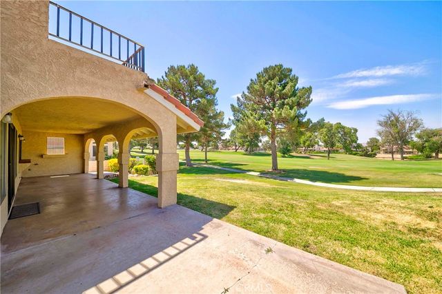 17998 Pebble Beach, Victorville, CA 92395