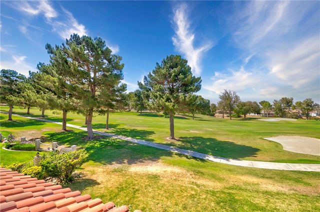 17998 Pebble Beach, Victorville, CA 92395