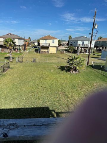 432 Angel Wing Street, Surfside Beach, TX 77541