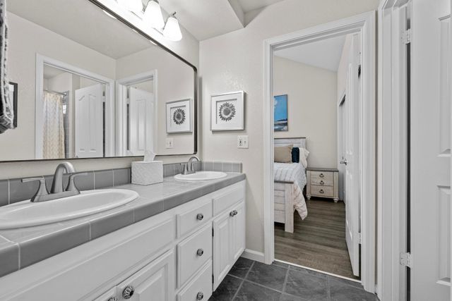 441 Tierra Del Sol, Hollister, CA 95023