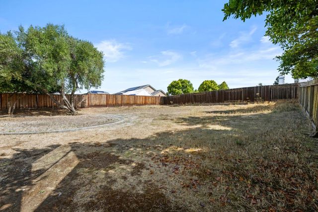 441 Tierra Del Sol, Hollister, CA 95023
