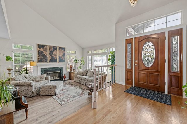 441 Tierra Del Sol, Hollister, CA 95023