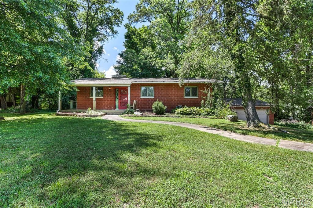 1514 Weber Drive, Edwardsville, IL 62025