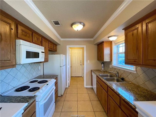 2336 Autumn Chase, College Station, TX 77840