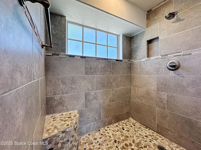 101 Cove Loop Drive, Merritt Island, FL 32953