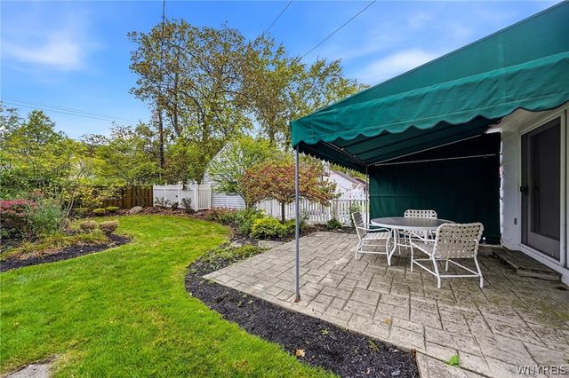 64 Grosvenor Road, Tonawanda, NY 14223