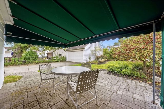 64 Grosvenor Road, Tonawanda, NY 14223