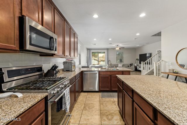 15582 W DEVONSHIRE Avenue, Goodyear, AZ 85395