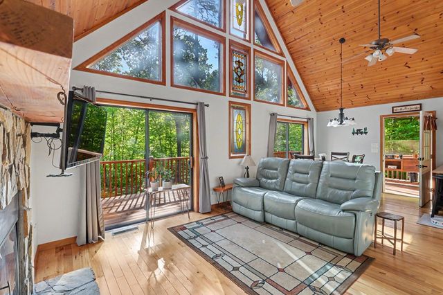 340 Vista Hills Road, Murphy, NC 28906