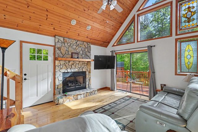 340 Vista Hills Road, Murphy, NC 28906